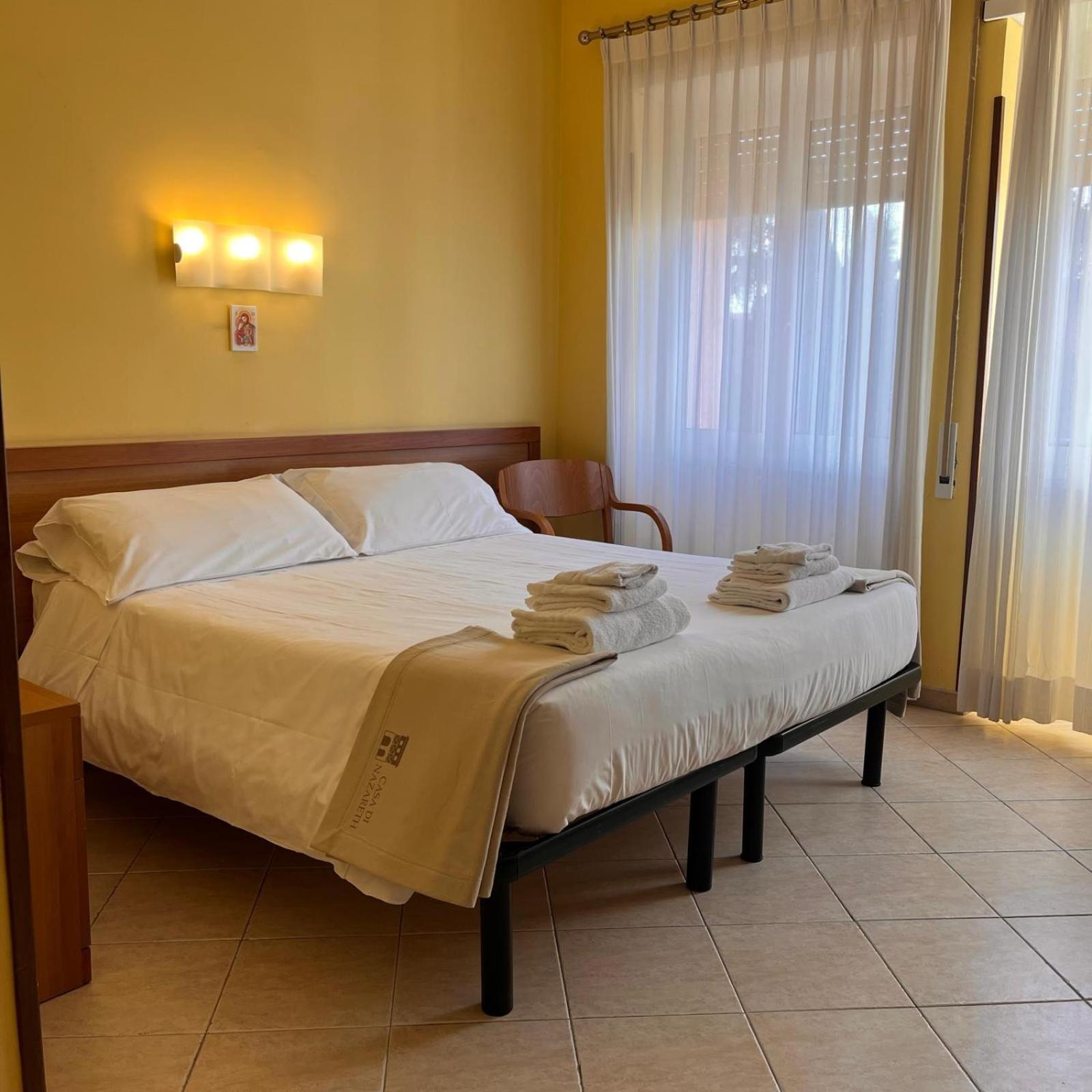Hotel La Casa Di Nazareth Roma Exterior foto